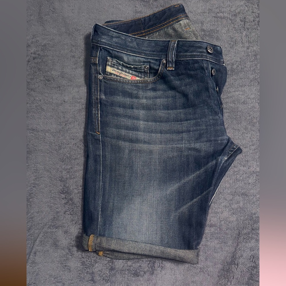 Diesel Stylish Men's Denim Shorts
